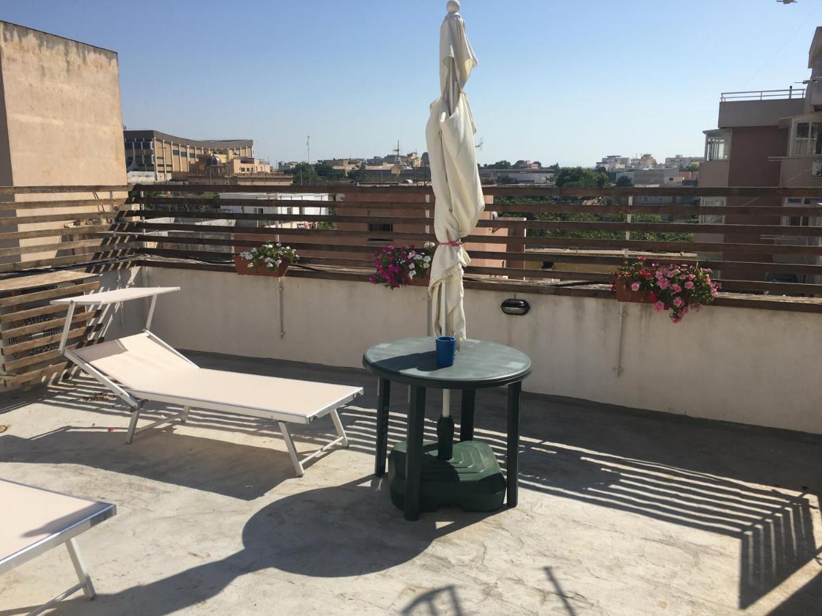 Deliziosa Casa Al Centro Storico Di Marsala Apartamento Exterior foto